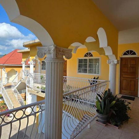 Wizzy Apartment White River Ocho Rios Exterior foto
