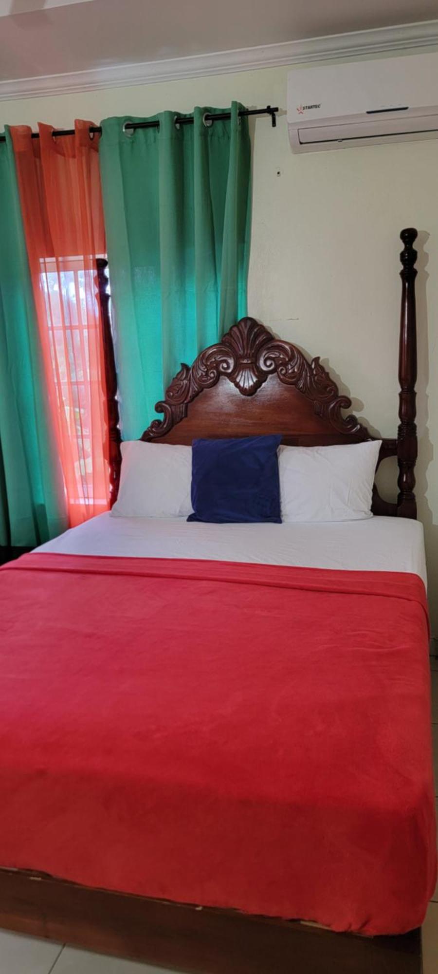 Wizzy Apartment White River Ocho Rios Exterior foto