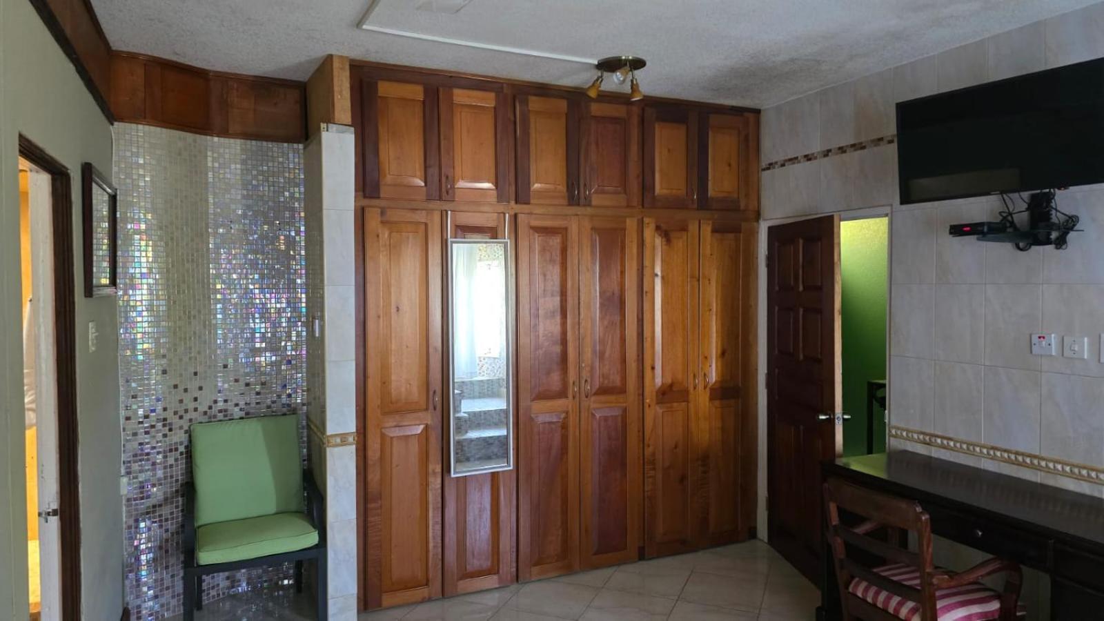 Wizzy Apartment White River Ocho Rios Zimmer foto