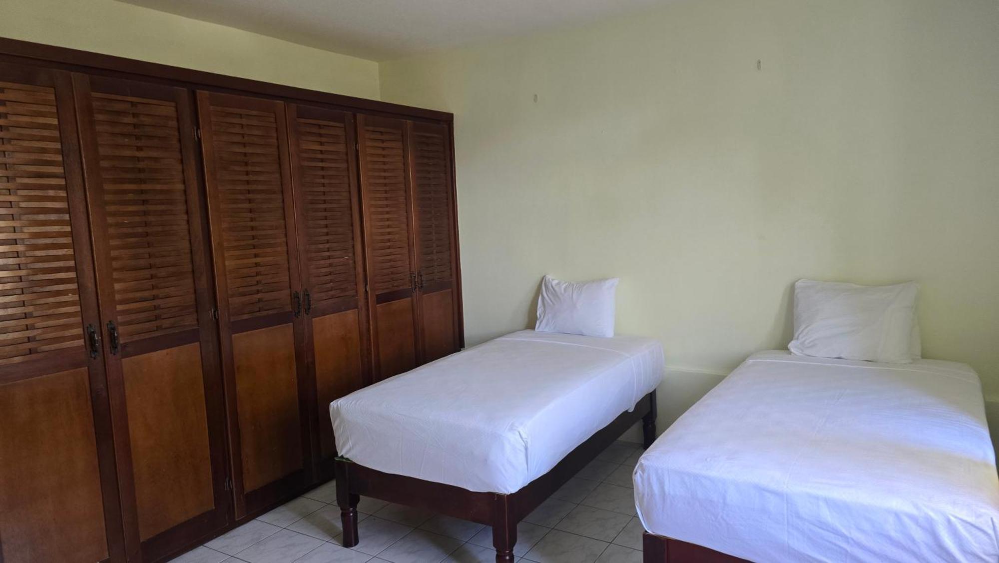 Wizzy Apartment White River Ocho Rios Zimmer foto